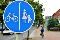 Getrennter Geh- und Radweg